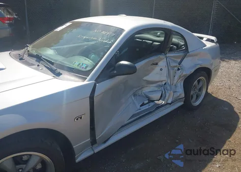 2002 Ford Mustang Gt из США, поврежденный, VIN 1FAFP42XX2F150419